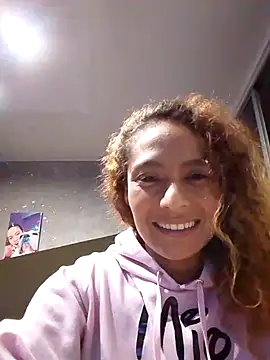 Zoedaniels online show from 03.13.25