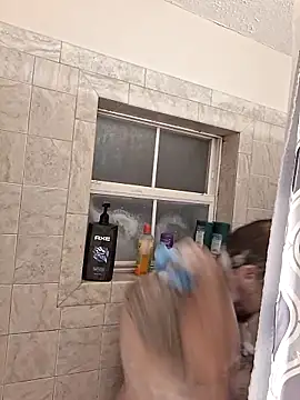 Snapshot of mrcox420 chatting on 02.11.26 mrcox420 online show from 02.11.26