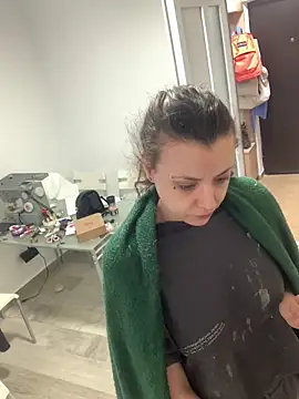 bunnythetailor online show from 04.30.26