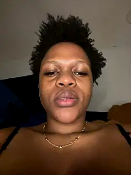 Boneca25 online show from 11.13.25