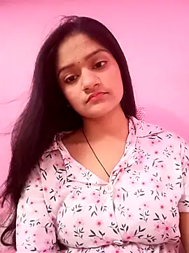 Snapshot of Tanu-00 chatting on 10.17.25 Tanu-00 online show from 10.17.25