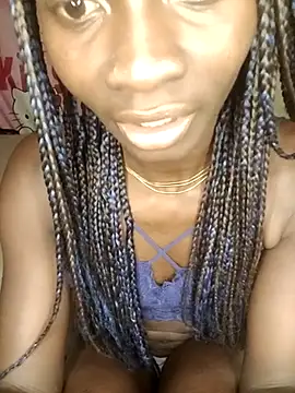 Snapshot of emily2000 chatting on 02.17.25 emily2000 online show from 02.17.25