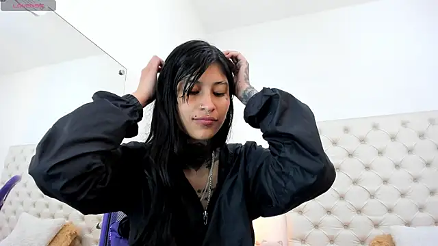 Snapshot of esmeralda06 chatting on 07.06.26 esmeralda06 online show from 07.06.26