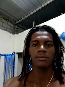 Snapshot of SlykaandpettterX chatting on 02.10.25 SlykaandpettterX online show from 02.10.25