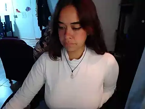 Snapshot of anyablack2 chatting on 09.24.25 anyablack2 online show from 09.24.25