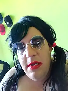 Adrianka online show from 05.18.26