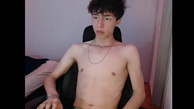 Snapshot of Juanmres chatting on 11.07.25 Juanmres online show from 11.07.25