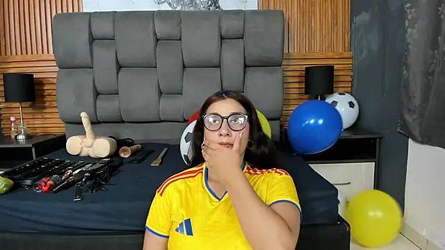  nicolesweet online show from 06.17.26