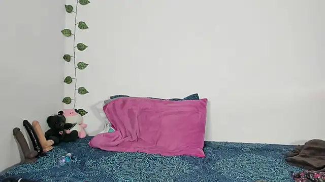 Snapshot of viankaa_miller chatting on 03.15.25 viankaa miller online show from 03.15.25