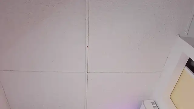 Snapshot of viankaa_miller chatting on 01.13.26 viankaa miller online show from 01.13.26