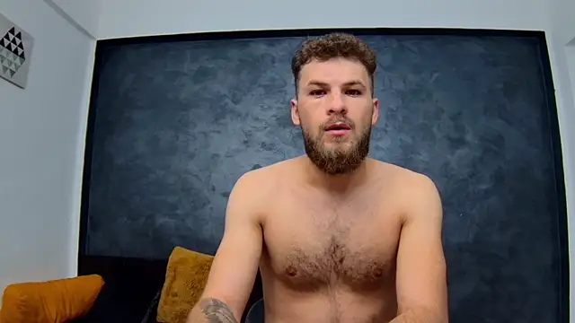 Snapshot of luke_eddisonn chatting on 01.28.25 luke eddisonn online show from 01.28.25