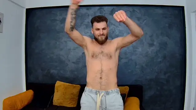 Snapshot of luke_eddisonn chatting on 01.28.25 luke eddisonn online show from 01.28.25