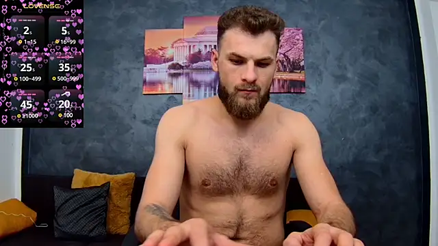 Snapshot of luke_eddisonn chatting on 02.14.25 luke eddisonn online show from 02.14.25