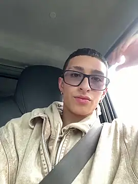 iKrofur online show from 02.18.26