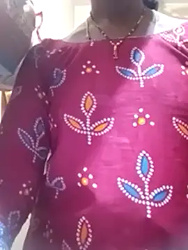 Snapshot of TeluguammayiMahi chatting on 02.14.25 TeluguammayiMahi online show from 02.14.25