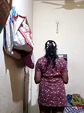 Snapshot of TeluguammayiMahi chatting on 03.09.25 TeluguammayiMahi online show from 03.09.25