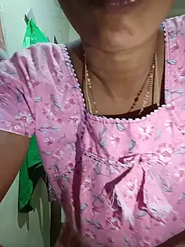 Snapshot of TeluguammayiMahi chatting on 07.04.26 TeluguammayiMahi online show from 07.04.26