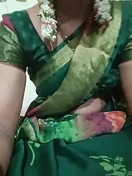 Snapshot of TeluguammayiMahi chatting on 07.07.26 TeluguammayiMahi online show from 07.07.26
