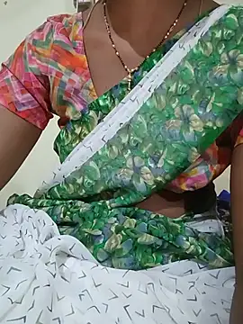Snapshot of TeluguammayiMahi chatting on 07.30.26 TeluguammayiMahi online show from 07.30.26