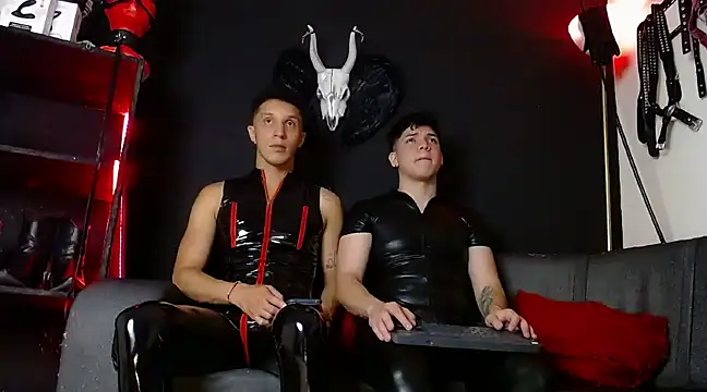 Snapshot of AngeloColleen chatting on 03.06.25 AngeloColleen online show from 03.06.25