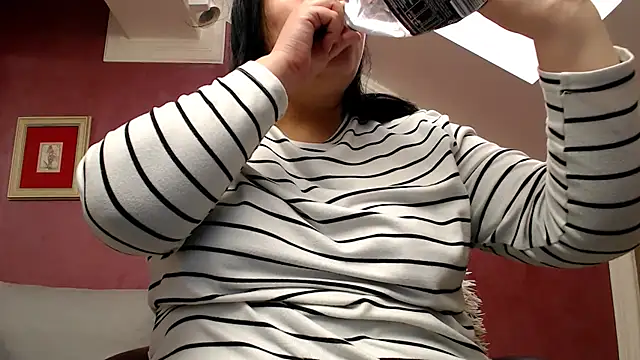 Snapshot of Wetandnaughtyxx chatting on 03.12.26 Wetandnaughtyxx online show from 03.12.26