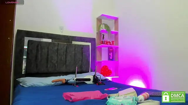 Nicol TransGirl online show from 04.29.26