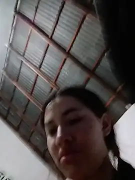 Snapshot of -Nicol chatting on 11.29.25 -Nicol online show from 11.29.25