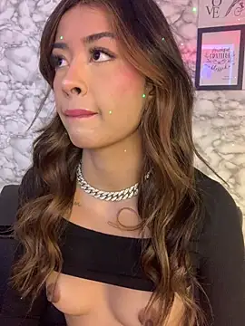 Snapshot of Miss_karol chatting on 03.11.26 Miss karol online show from 03.11.26