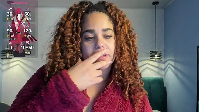 Snapshot of ninna_curly chatting on 07.10.26 ninna curly online show from 07.10.26
