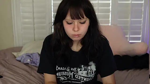 Snapshot of Pokiepokii chatting on 02.01.26 Pokiepokii online show from 02.01.26