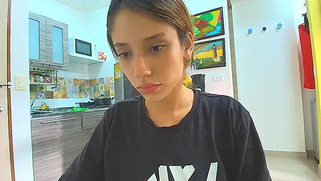 Alaiapink online show from 04.30.26