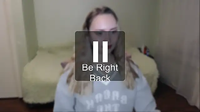 Snapshot of vivian_word chatting on 02.09.26 vivian word online show from 02.09.26