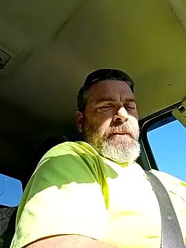 Snapshot of thickdaddy2982 chatting on 02.01.25 thickdaddy2982 online show from 02.01.25