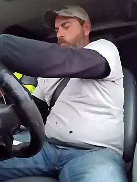 Snapshot of thickdaddy2982 chatting on 02.03.25 thickdaddy2982 online show from 02.03.25