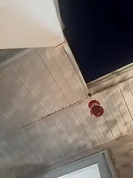 Snapshot of thickdaddy2982 chatting on 02.05.25 thickdaddy2982 online show from 02.05.25