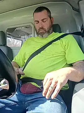 Snapshot of thickdaddy2982 chatting on 02.25.25 thickdaddy2982 online show from 02.25.25