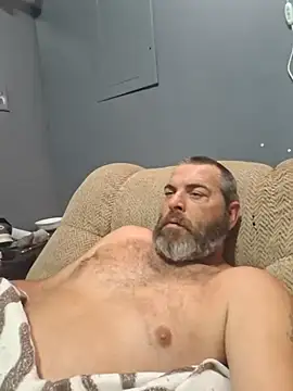 Snapshot of thickdaddy2982 chatting on 03.16.25 thickdaddy2982 online show from 03.16.25