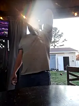 Snapshot of thickdaddy2982 chatting on 03.18.25 thickdaddy2982 online show from 03.18.25