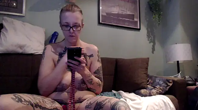 Astrid-Gilbert online show from 02.24.25