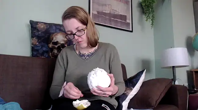 Astrid-Gilbert online show from 02.25.25