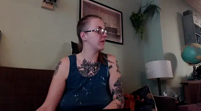 Astrid-Gilbert online show from 03.02.25