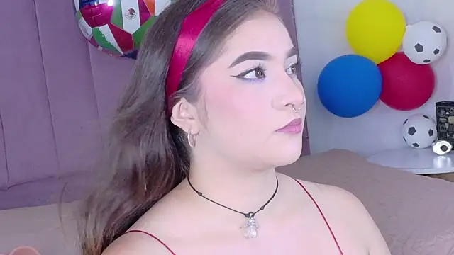Snapshot of Shanntal_ chatting on 06.24.26 Shanntal online show from 06.24.26