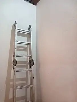 Snapshot of LoonyIdiot chatting on 04.06.26 LoonyIdiot online show from 04.06.26