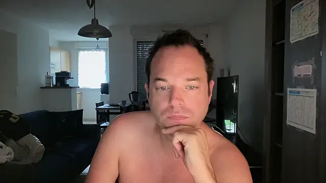 Funnyjul31 online show from 11.24.25