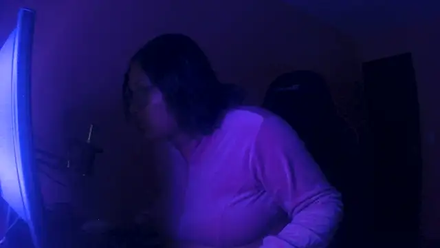 Snapshot of belenvaleria chatting on 11.24.25 belenvaleria online show from 11.24.25