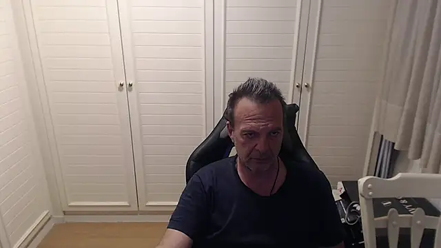 Snapshot of Dimitrios30 chatting on 03.21.26 Dimitrios30 online show from 03.21.26