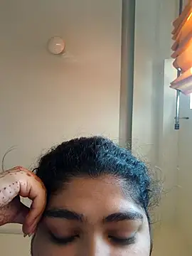 naina78910 online show from 02.18.25