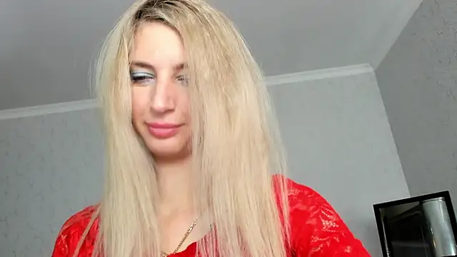 Snapshot of skinnyladyy chatting on 02.03.25 skinnyladyy online show from 02.03.25