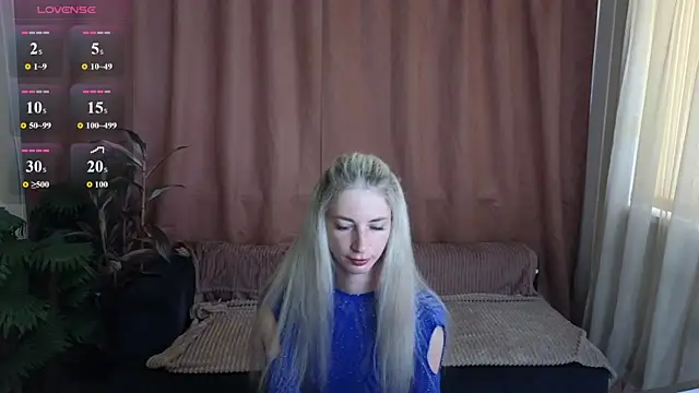 Snapshot of skinnyladyy chatting on 07.03.26 skinnyladyy online show from 07.03.26