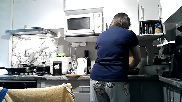 Misssweet s online show from 11.06.25